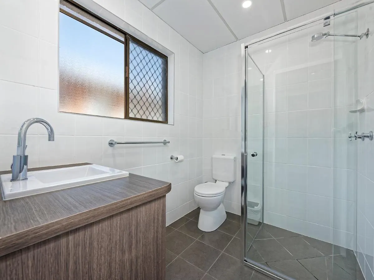 *** Motel Chalet Motor Inn Bundaberg Australia