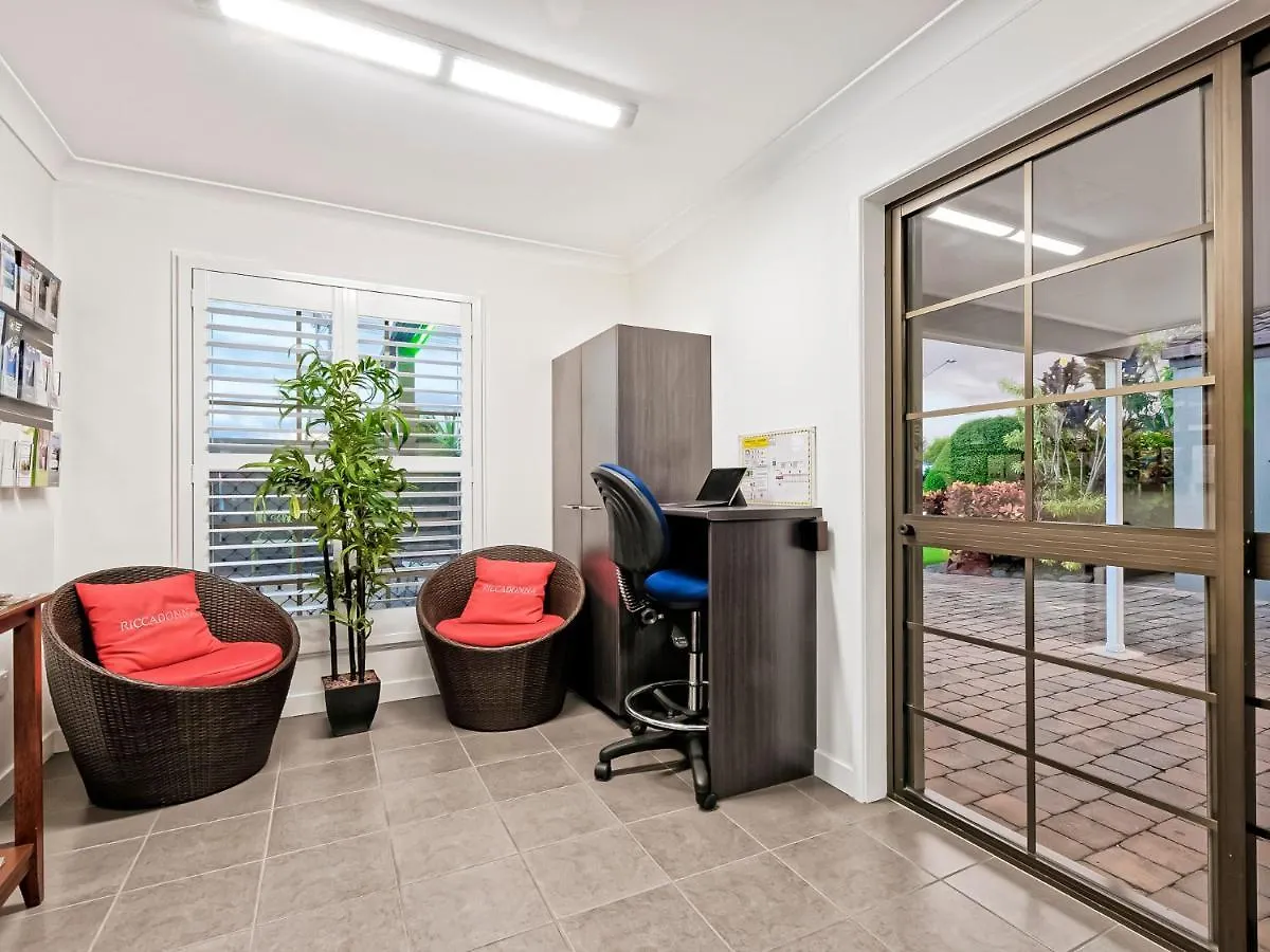 Chalet Motor Inn Bundaberg Motel