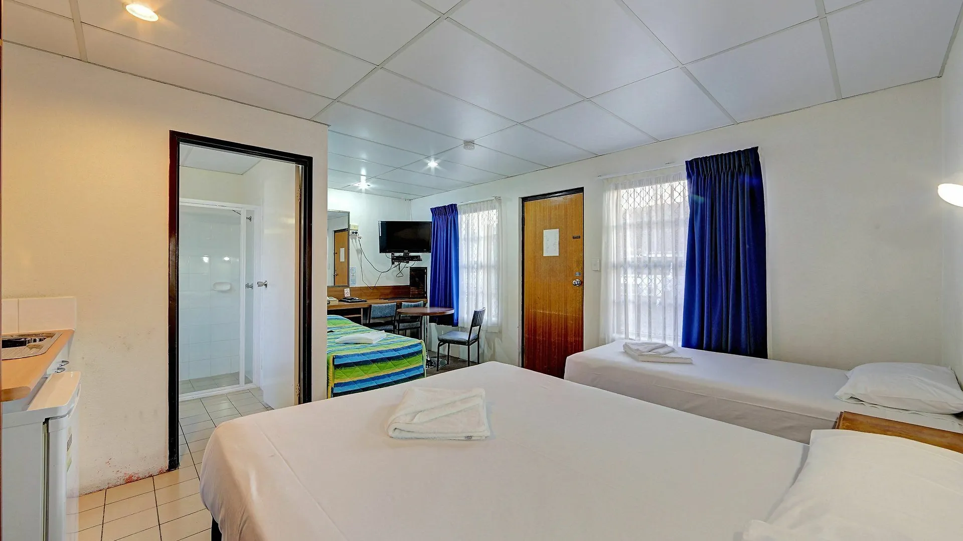 Chalet Motor Inn Bundaberg Motel